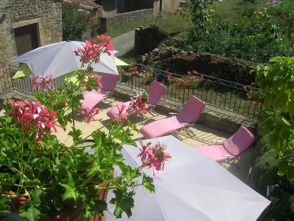 Aux Vieux Arceaux Hotel Mercuer