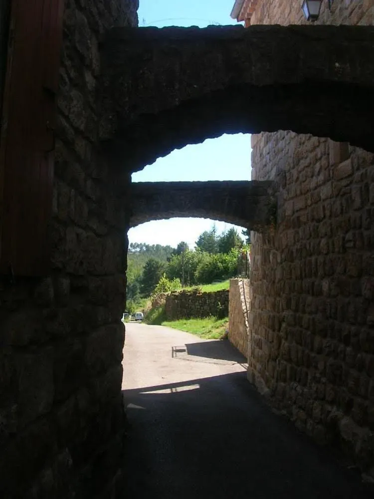 Hotel Aux Vieux Arceaux à Mercuer