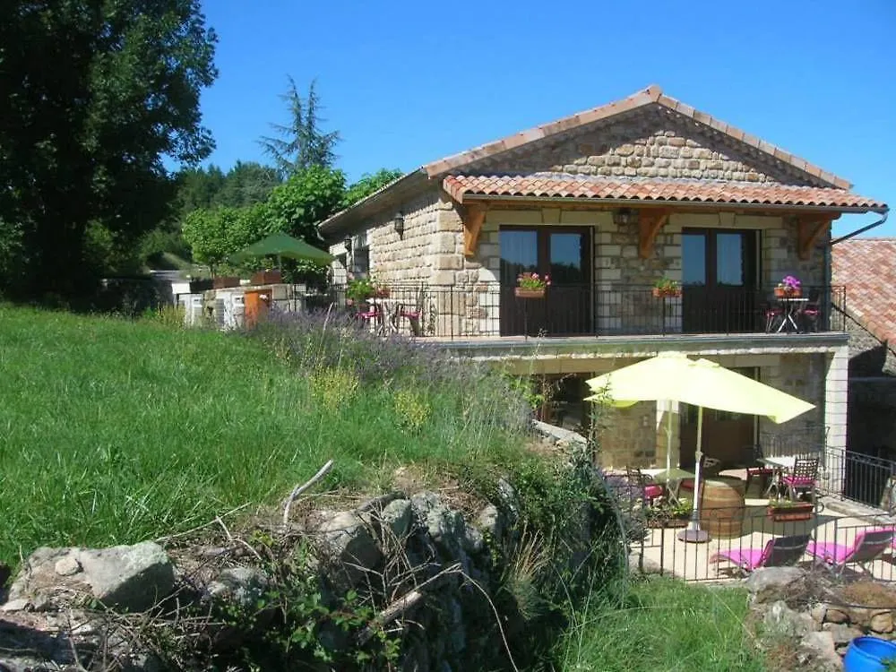 Hotel Aux Vieux Arceaux à Mercuer