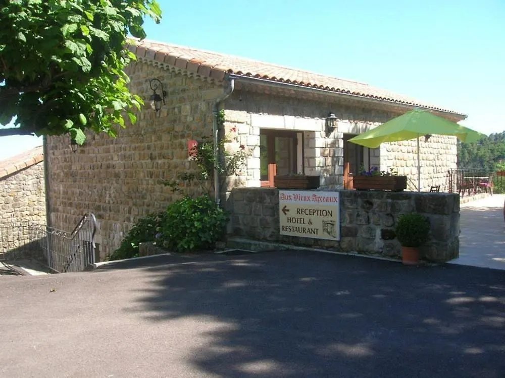Hotel Aux Vieux Arceaux à Mercuer