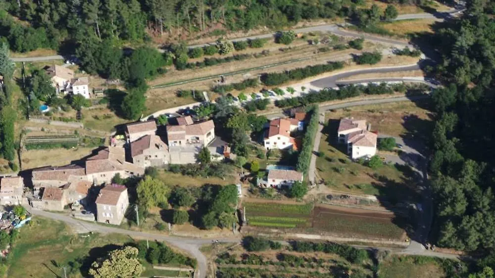 Hotel Aux Vieux Arceaux à Mercuer